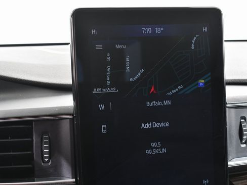 Used 2023 Ford Explorer Limited w/ Limited Technology Package image 29