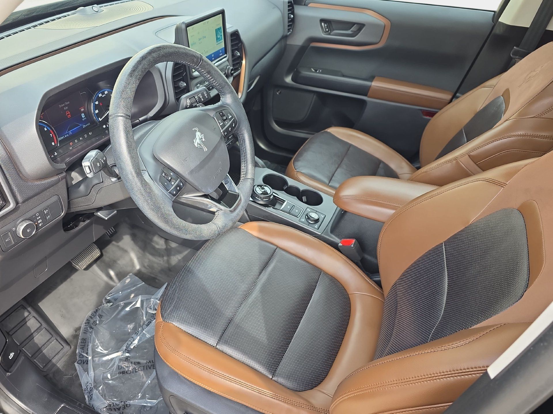 Used 2024 Nissan Altima 2.5 SR w/ SR Premium Package FWD image 15