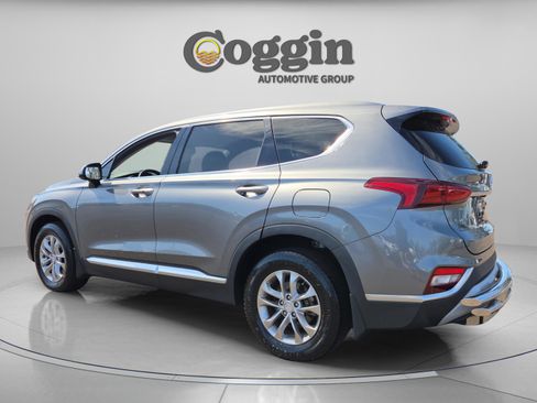 Used 2019 Hyundai Santa Fe SEL image 4