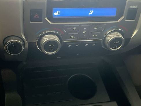 Used 2016 Toyota Tundra Platinum image 19