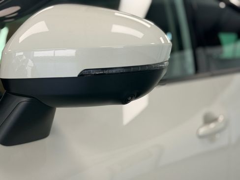 Used 2023 Nissan Rogue Platinum AWD/4WD image 12