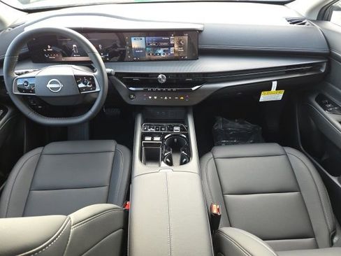 Certified 2025 Nissan Murano SV image 5