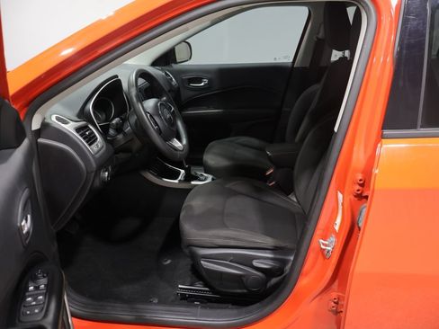 Used 2020 Jeep Compass Sport FWD image 10