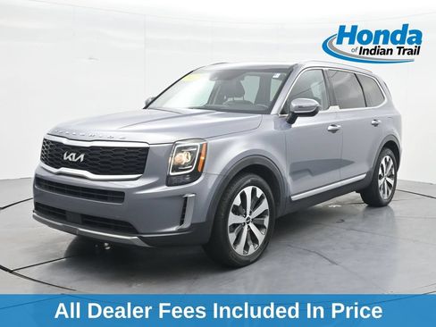 Used 2022 Kia Telluride S AWD/4WD image 1