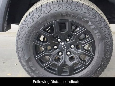 Used 2023 Chevrolet Colorado Trail Boss w/ Technology Package image 30