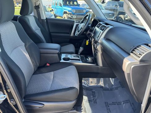 Used 2020 Toyota 4Runner SR5 image 15