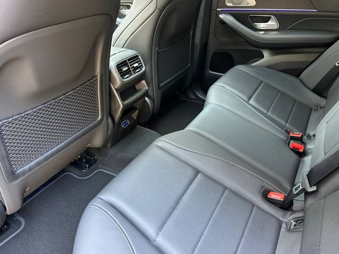 New 2026 Mercedes-Benz GLE 450 4MATIC Coupe image 11