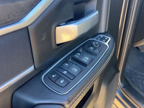 Used 2024 RAM 2500 Big Horn w/ Level 2 Equipment Group image 28