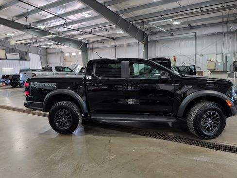 Used 2024 Ford Ranger Raptor image 2