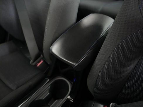 Used 2021 Toyota Corolla SE FWD image 29