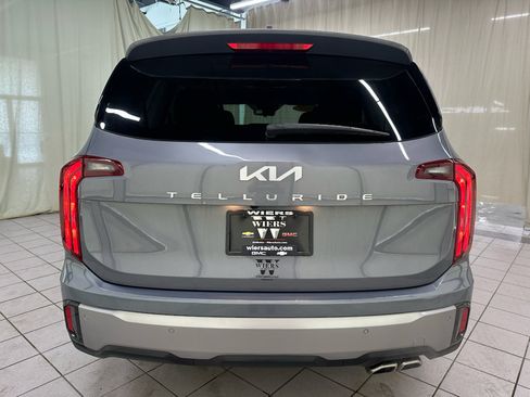 Used 2025 Kia Telluride S FWD image 6