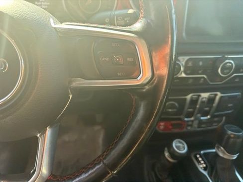 Used 2020 Jeep Gladiator Rubicon w/ Dual Top Group AWD/4WD image 14