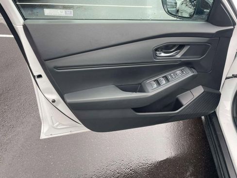 Certified 2025 Honda Accord SE image 14