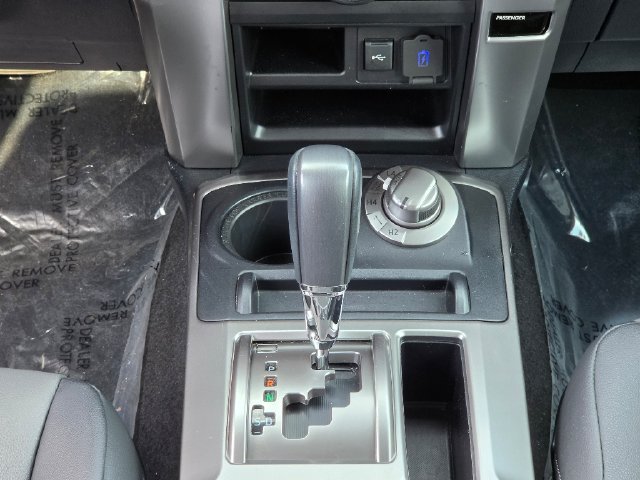 Used 2024 Toyota 4Runner SR5 Premium w/ Moonroof Package AWD/4WD image 31