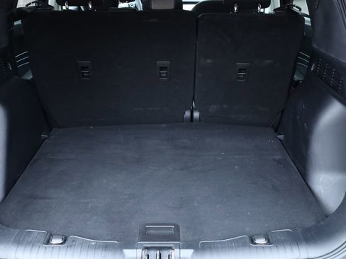 Used 2022 Ford Escape SE w/ Cold Weather Package image 16