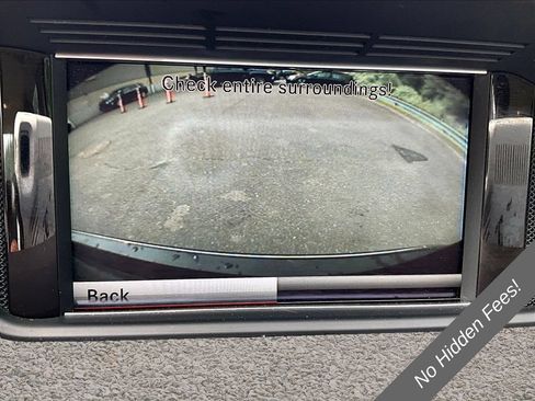 Used 2013 Mercedes-Benz E 350 4MATIC Sedan image 13