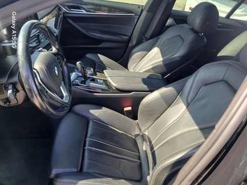 Used 2017 BMW 530i RWD image 9
