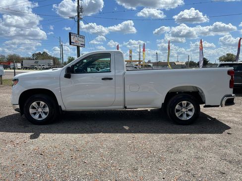 Used 2022 Chevrolet Silverado 1500 W/T RWD image 6