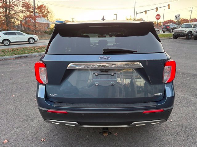 Used 2020 Ford Explorer XLT w/ Equipment Group 202A AWD/4WD image 4