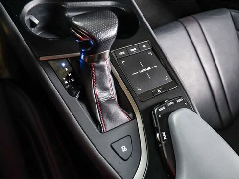 Used 2019 Lexus UX 200 F Sport image 19