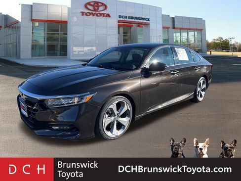 Used 2018 Honda Accord Touring image 1
