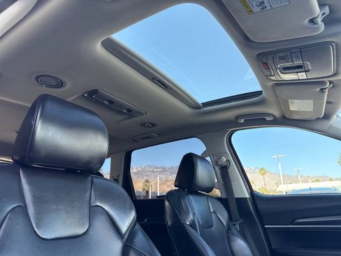 Used 2024 Kia Telluride S w/ S Sunroof Package AWD/4WD image 17