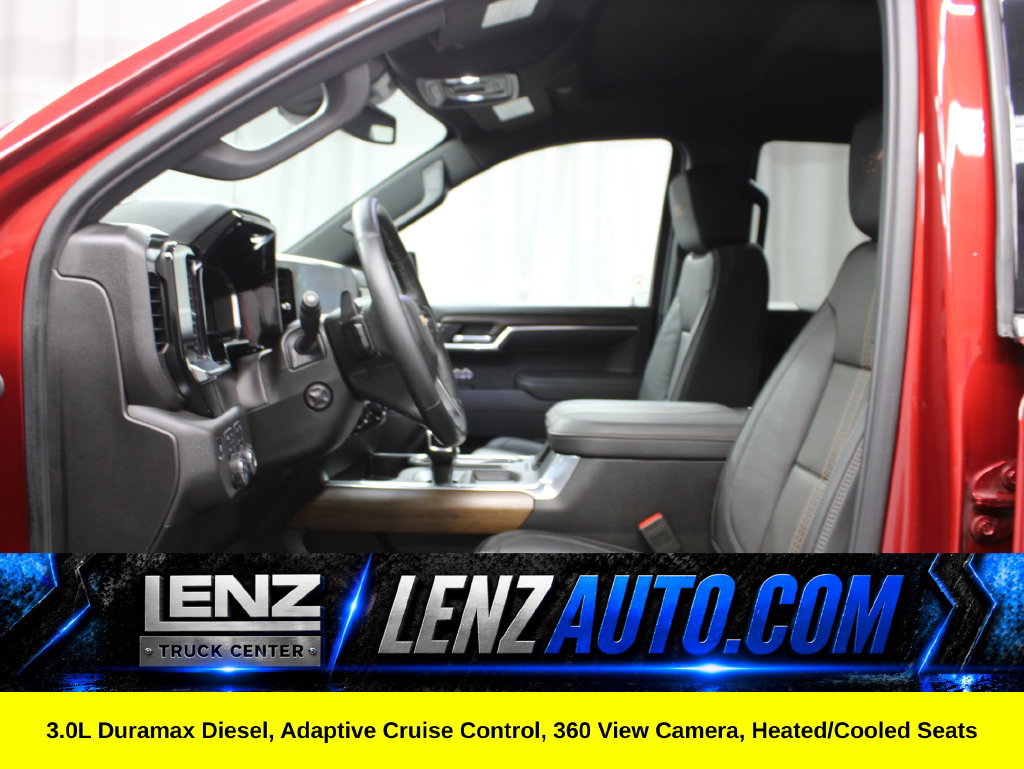 Used 2025 Chevrolet Silverado 1500 High Country AWD/4WD image 13
