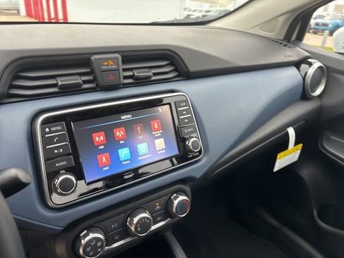 New 2025 Nissan Versa SV w/ Trunk Package FWD image 7
