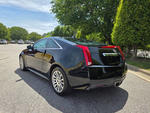 Used 2011 Cadillac CTS Premium image 3