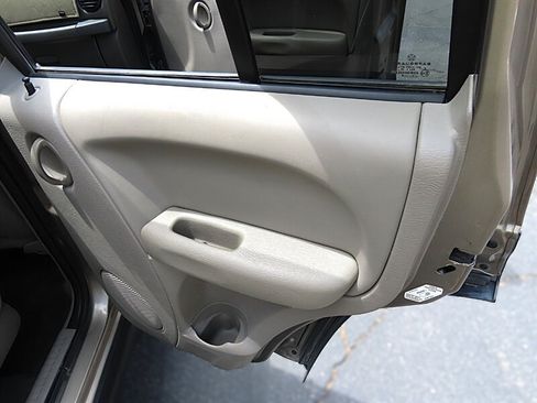 Used 2006 Jeep Liberty Sport AWD/4WD image 35