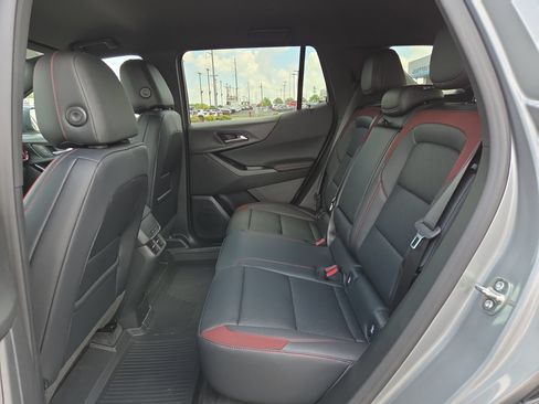 New 2027 Chevrolet Equinox RS w/ Convenience Package III FWD image 11