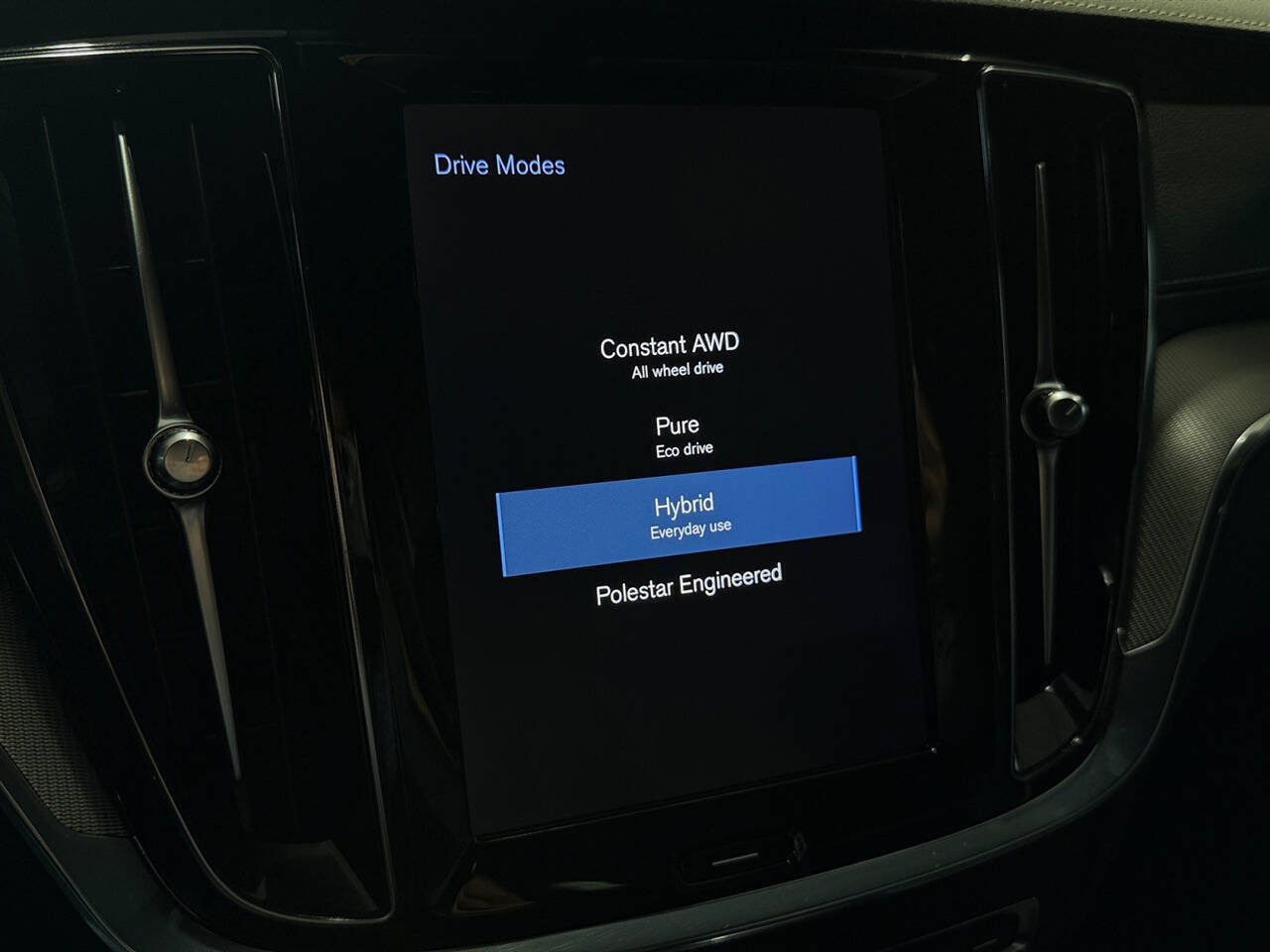 Used 2021 Volvo V60 T8 Polestar AWD/4WD image 26
