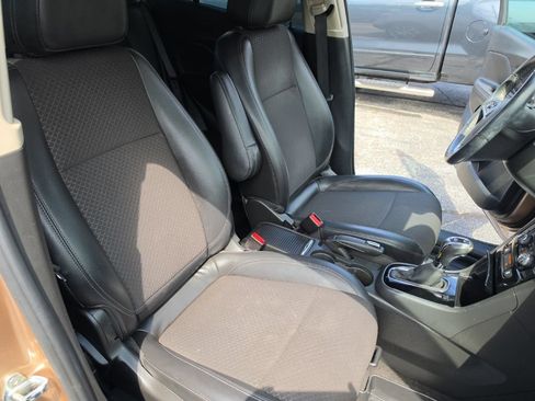 Used 2018 Buick Encore Sport Touring FWD image 26