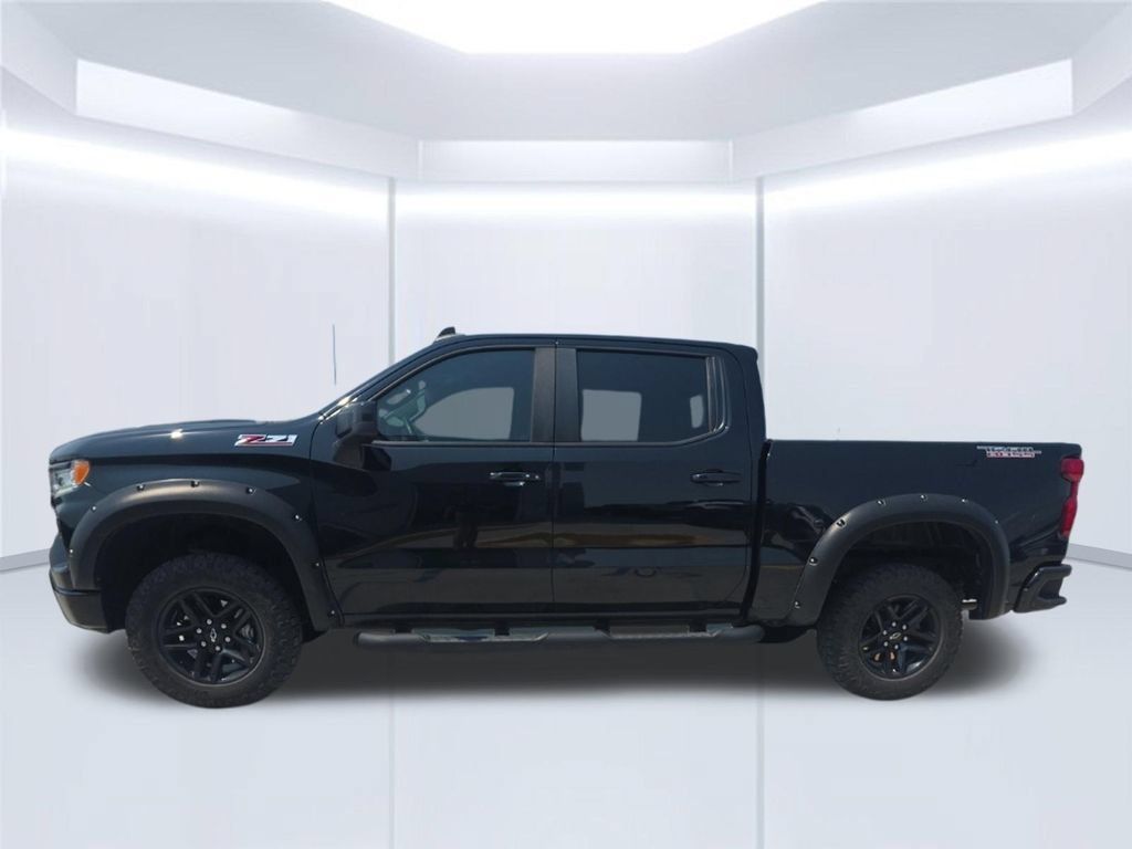 Used 2022 Chevrolet Silverado 1500 LT Trail Boss AWD/4WD image 4