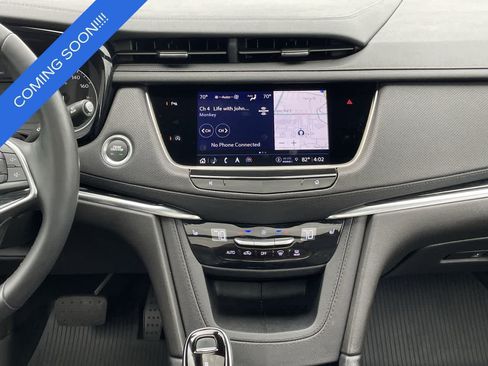 Used 2025 Cadillac XT5 Premium Luxury w/ LPO, Floor Liner Package AWD/4WD image 13