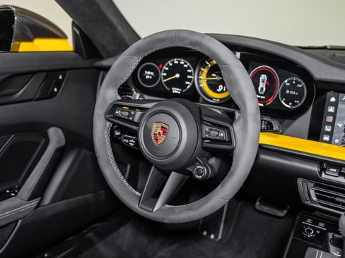 Used 2022 Porsche 911 GT3 image 26