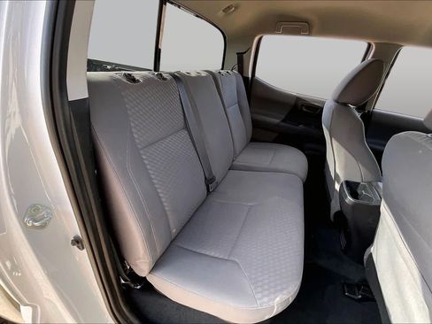 Used 2023 Toyota Tacoma SR AWD/4WD image 18
