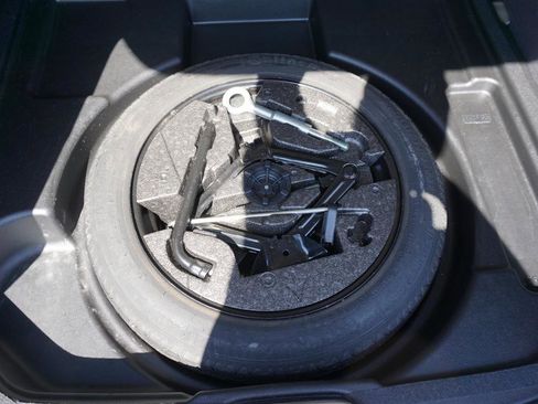 Used 2016 Volvo V60 T5 Cross Country w/ Convenience Package AWD/4WD image 32