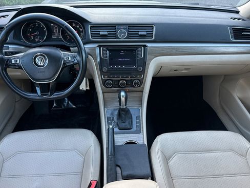 Used 2016 Volkswagen Passat 1.8T SE image 13