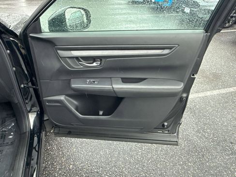 Certified 2025 Honda CR-V EX image 17