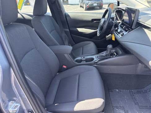 Used 2024 Toyota Corolla LE FWD image 11