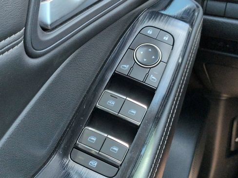 Used 2023 Nissan Rogue SL w/ SL Premium Package FWD image 26