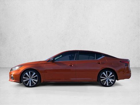 Used 2019 Nissan Altima 2.5 SR image 9