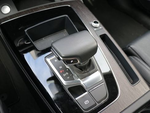 Used 2024 Audi Q5 2.0T Premium Plus image 27