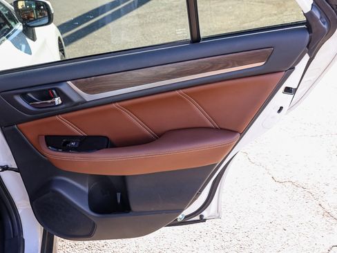 Used 2019 Subaru Outback 3.6R Touring w/ Popular Package #3A image 19