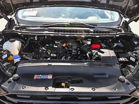 Used 2024 Ford Edge SE w/ Black Appearance Package image 27