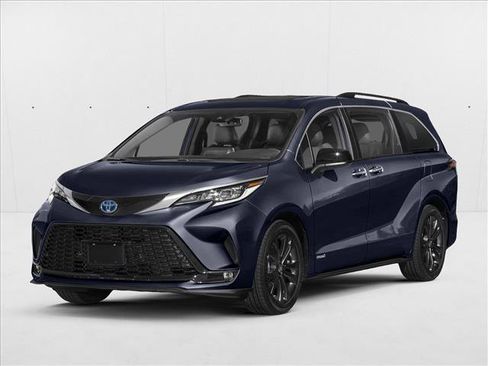 Used 2023 Toyota Sienna XSE FWD image 1