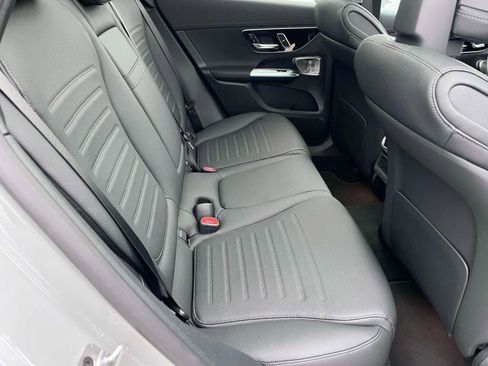 New 2026 Mercedes-Benz GLC 300 4MATIC image 19