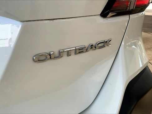 Used 2023 Subaru Outback image 8