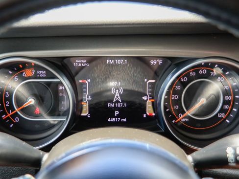 Used 2023 Jeep Wrangler Unlimited Sahara w/ LED Lighting Group AWD/4WD image 11